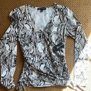 XS Snake print top